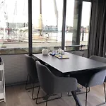 Hausboot Fjord Nordstern Mit Dachterrasse In Hotel na wodzie Szlezwik
