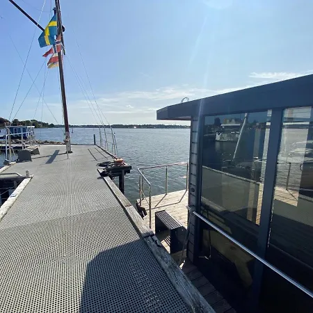Hausboot Fjord Nordstern Mit Dachterrasse In